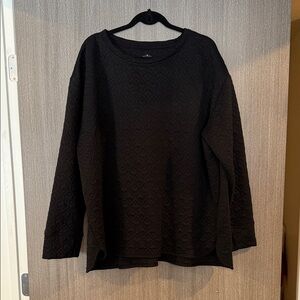 St. John's Bay Black Quilted Crew Neck Sweater